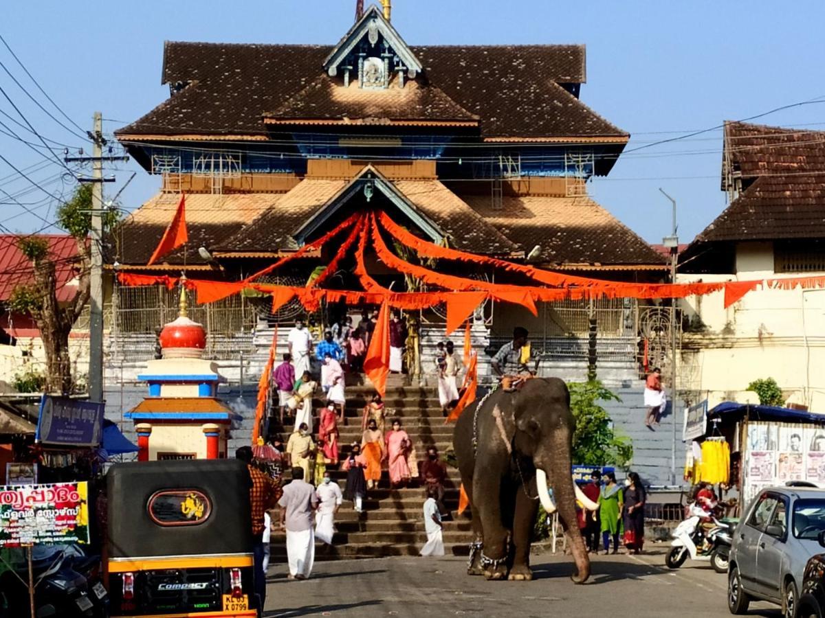 Swasthi Griha Aranmula Exterior foto